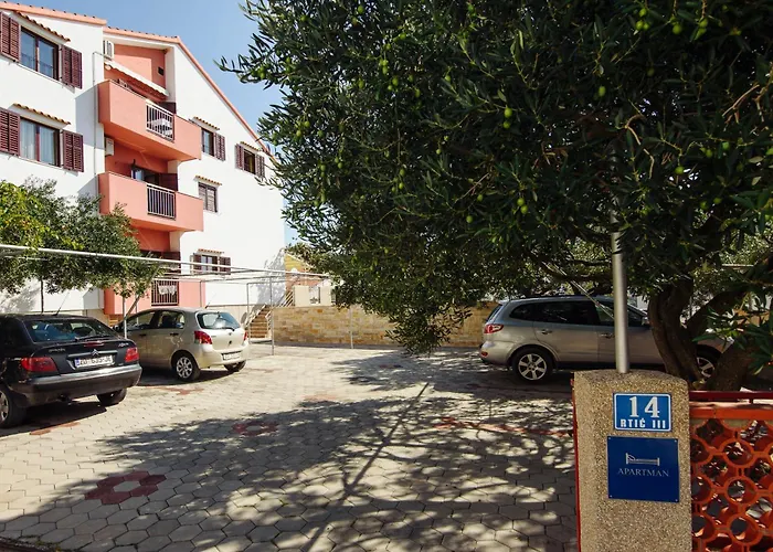 아파트 Martina 2 *