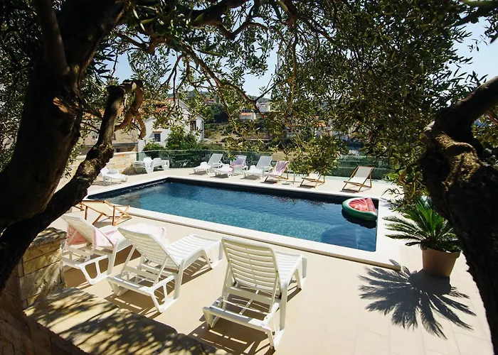 Martina 2 Primošten